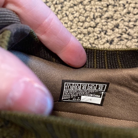 NWOT Skechers Dark Green Sneakers Size 11.5 - Picture 8 of 8